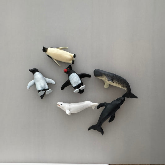 Safari LTD - 6 figuurtjes - Pinguïns + Walvissen A