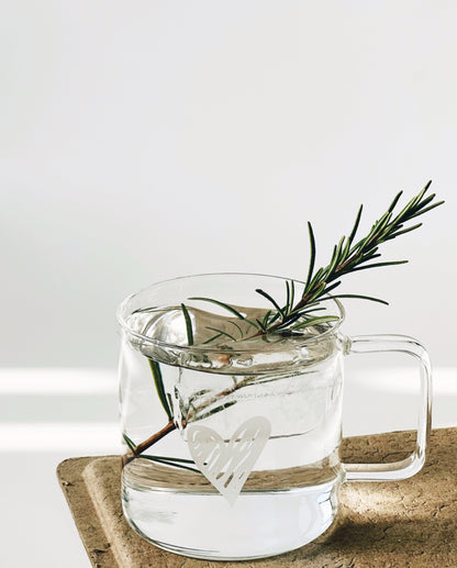 Glas met handvat, hartje